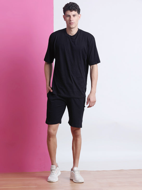 OVERSIZED T-SHIRTS + SHORTS SET