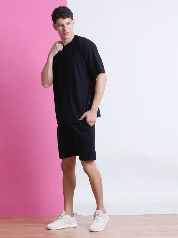 OVERSIZED T-SHIRTS + SHORTS SET