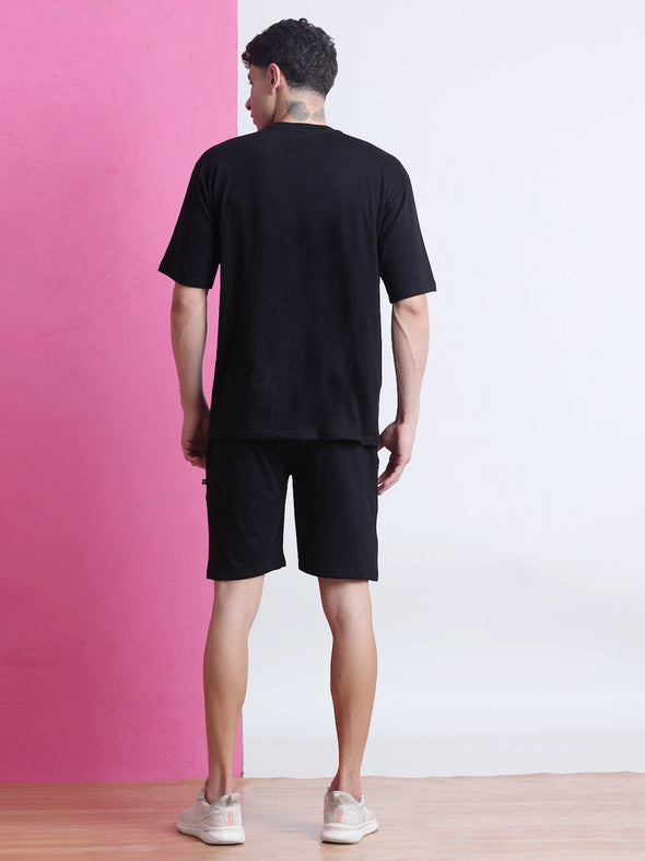 OVERSIZED T-SHIRTS + SHORTS SET