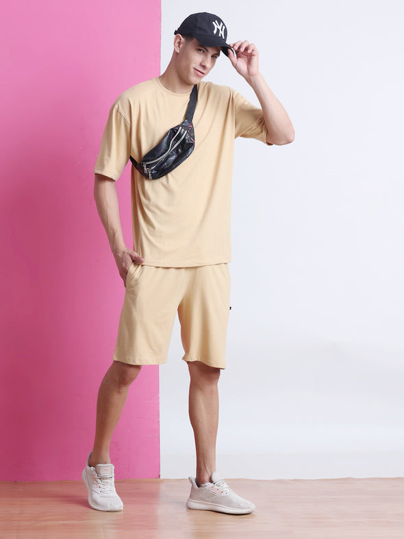 OVERSIZED T-SHIRTS + SHORTS SET