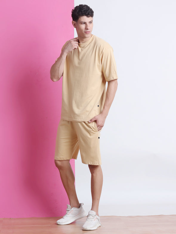 OVERSIZED T-SHIRTS + SHORTS SET