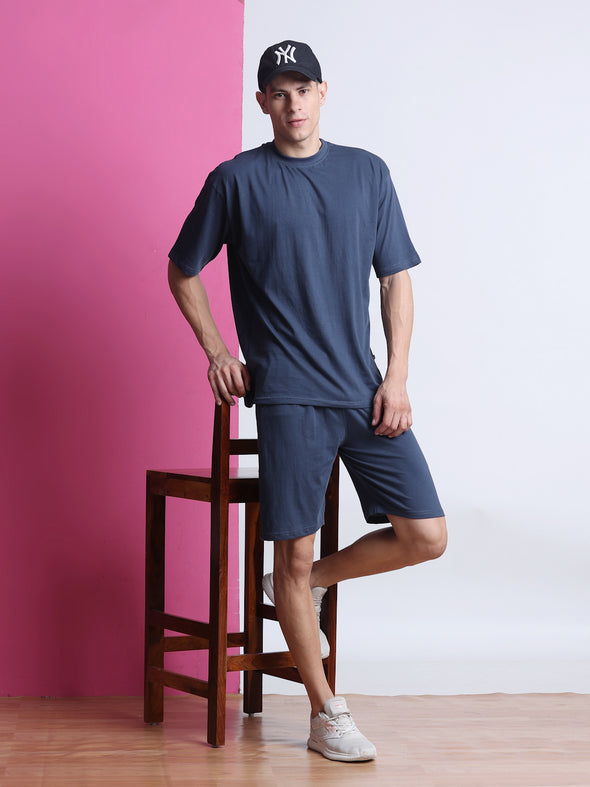 OVERSIZED T-SHIRTS + SHORTS SET