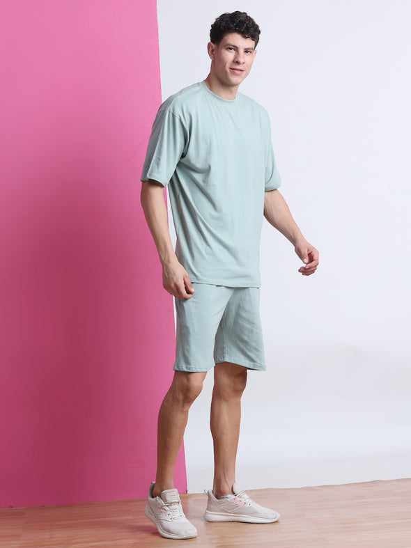 OVERSIZED T-SHIRTS + SHORTS SET